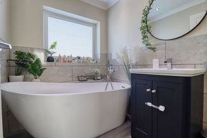 Upstairs Bathroom- click for photo gallery